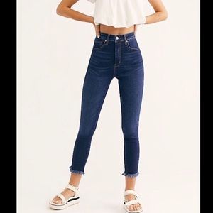 Free People Raw High Rise Skinny Jeans Jegging Size 27 Cropped Raw Hem Jeans NWT